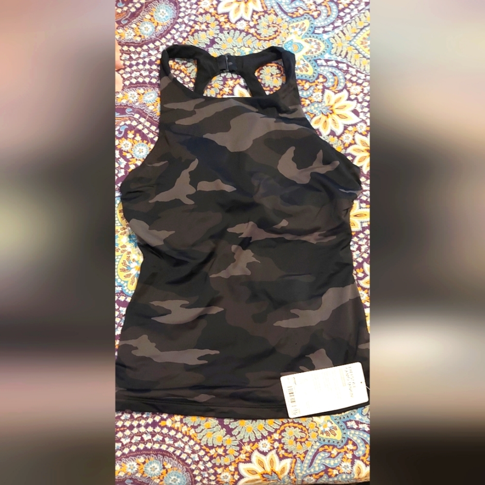 NWT Athleta Women's Camouflage Racerback Tankini Top